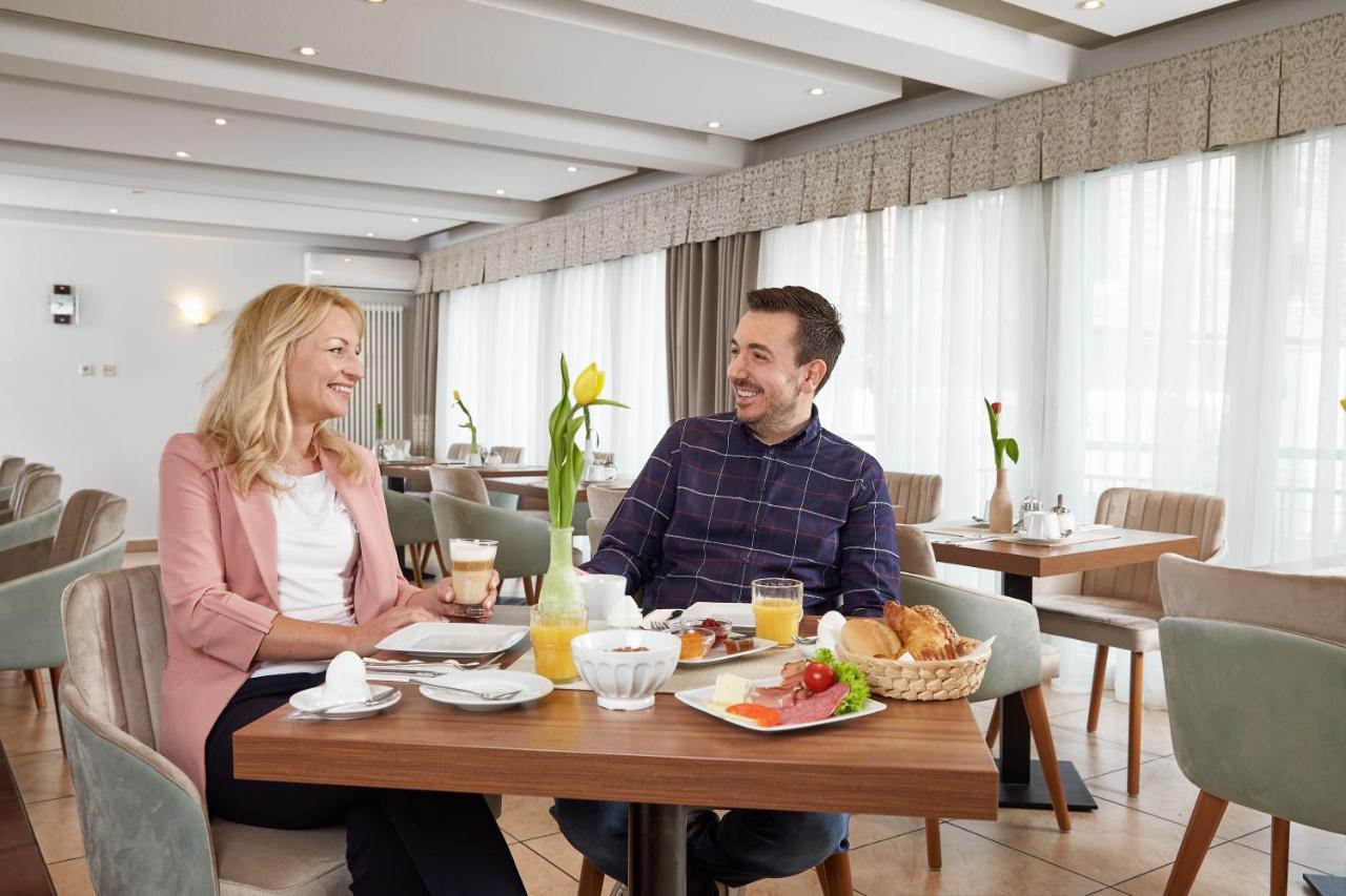 Hotel Meyerhof Lorrach Bagian luar foto